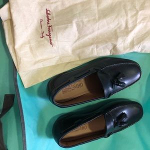 Salvatore ferragamo loafers( SOLD ON MERCARI )